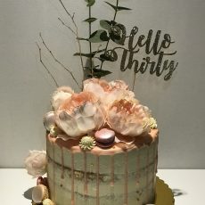 Naked wedding cake Essex