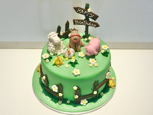 Animal Farm themed cake