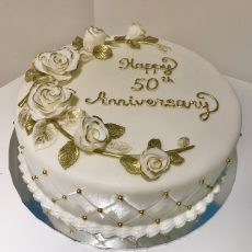 Golden Roses celebration cake